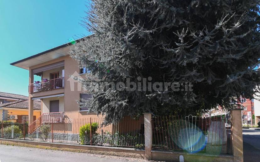 Villa bifamiliare via Verona 1A, Vallone, Pavia — foto 18 di 36