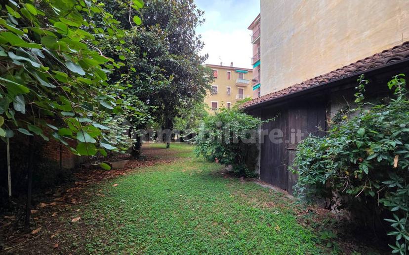 Villa plurifamiliare via Geremia Bonomelli, Centro, Cremona — foto 17 di 31