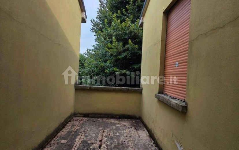 Villa plurifamiliare via Geremia Bonomelli, Centro, Cremona — foto 3 di 31