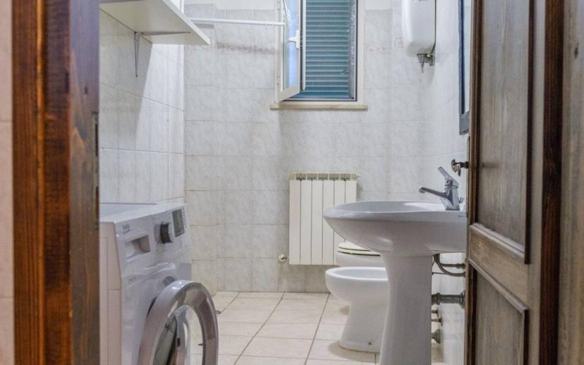 Bilocale via Borgo Nuovo 41, Centro, Todi — foto 12 di 30