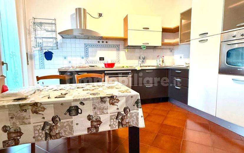 Quadrilocale buono stato, su più livelli, Desenzano Centro, Desenzano del Garda — foto 27 di 29