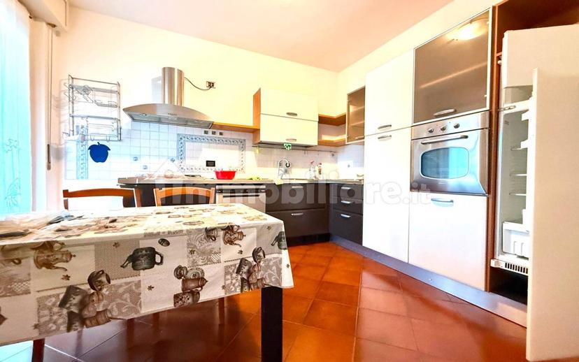 Quadrilocale buono stato, su più livelli, Desenzano Centro, Desenzano del Garda — foto 19 di 29