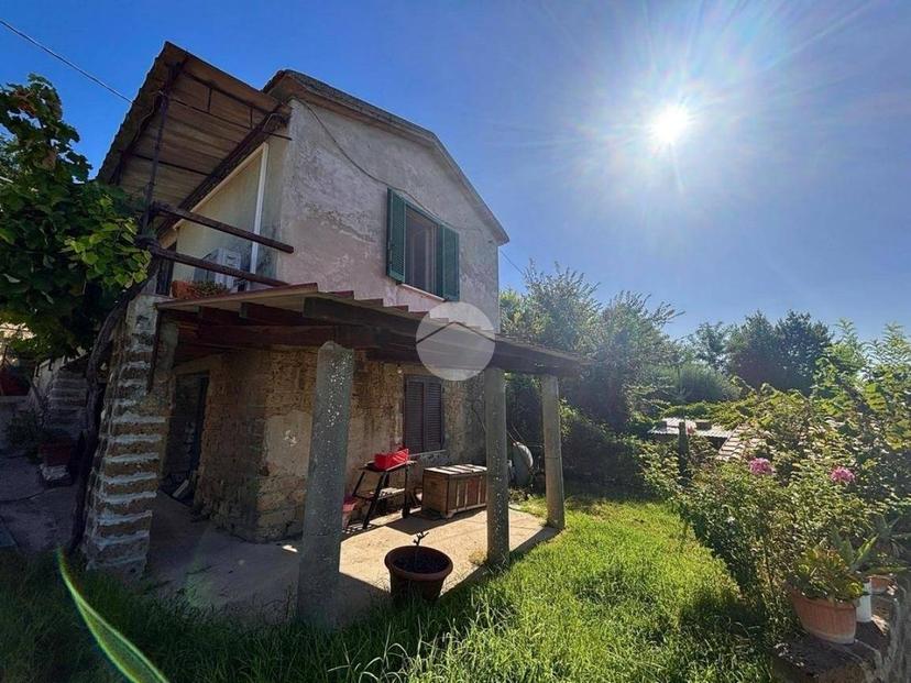Terratetto unifamiliare via Di Valle Menetola, Centro, Collevecchio — foto 11 di 24
