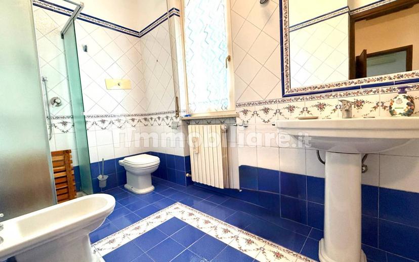 Quadrilocale buono stato, su più livelli, Desenzano Centro, Desenzano del Garda — foto 12 di 29