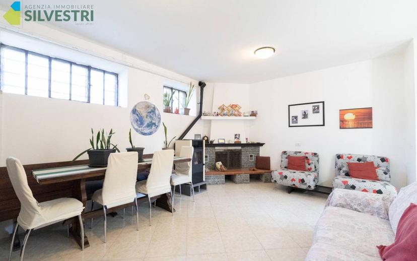Villa unifamiliare 166 m², Galliate — foto 6 di 56