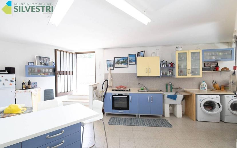 Villa unifamiliare 166 m², Galliate — foto 43 di 56