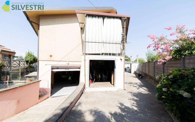 Villa unifamiliare 166 m², Galliate — foto 11 di 56