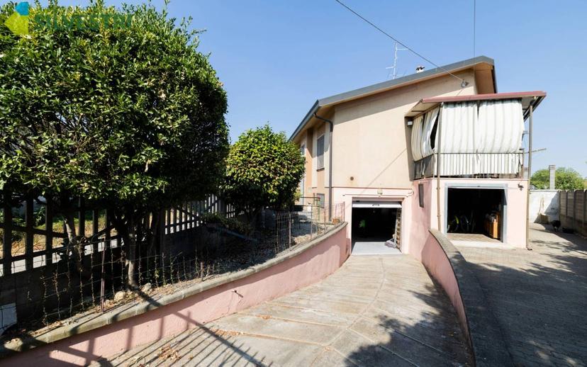 Villa unifamiliare 166 m², Galliate — foto 55 di 56