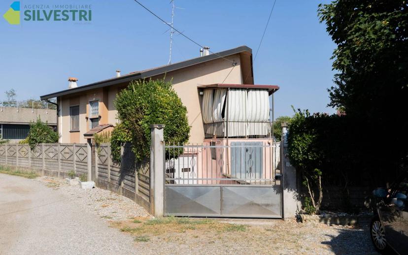 Villa unifamiliare 166 m², Galliate — foto 23 di 56