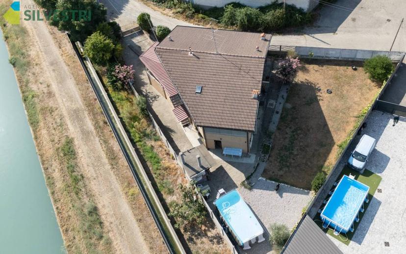 Villa unifamiliare 166 m², Galliate — foto 34 di 56