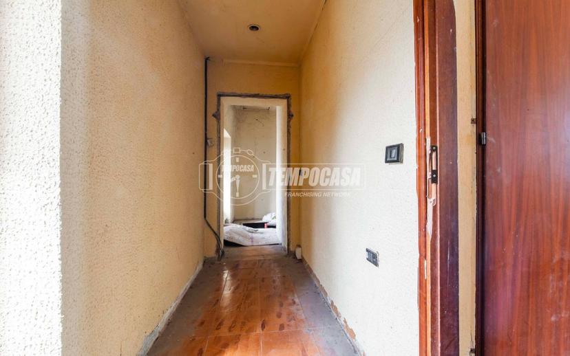 Trilocale via Camillo Benso Conte di Cavour 30, Olgiate Olona — foto 3 di 19