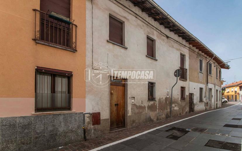 Trilocale via Camillo Benso Conte di Cavour 30, Olgiate Olona