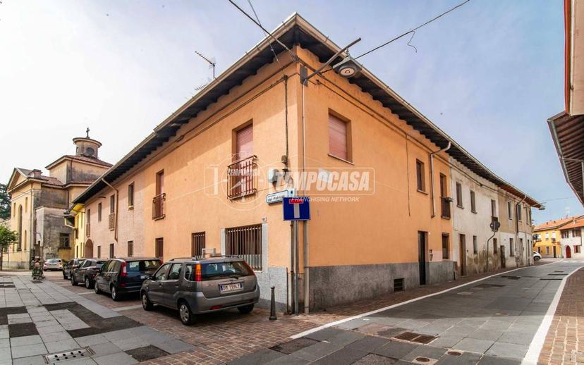 Trilocale via Camillo Benso Conte di Cavour 30, Olgiate Olona — foto 16 di 19