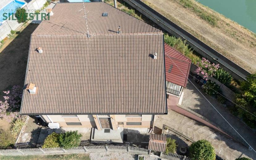 Villa unifamiliare 166 m², Galliate — foto 15 di 56