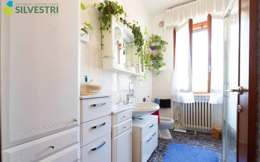 Villa unifamiliare 166 m², Galliate — foto 13 di 56