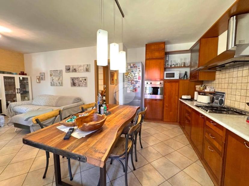 Villa bifamiliare via Tonale 6, Scopella, Castel d'Azzano — foto 6 di 28