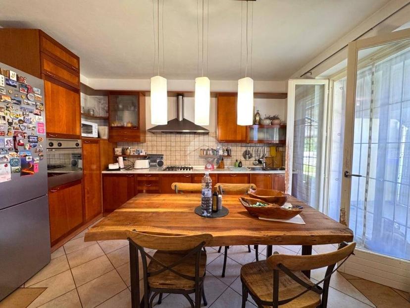 Villa bifamiliare via Tonale 6, Scopella, Castel d'Azzano — foto 3 di 28