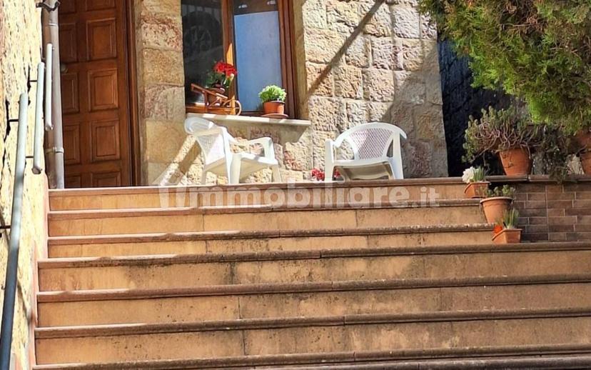 Trilocale via Nazionale 85, Geraci Siculo — foto 3 di 20