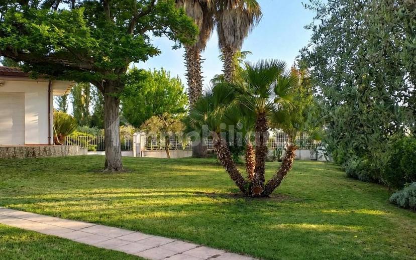 Villa unifamiliare via Strada Statale 7 Appia, 7, Borgo San Michele, Latina — foto 31 di 51