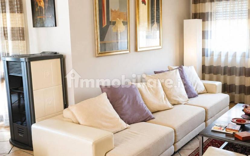 Villa unifamiliare via Strada Statale 7 Appia, 7, Borgo San Michele, Latina — foto 4 di 51