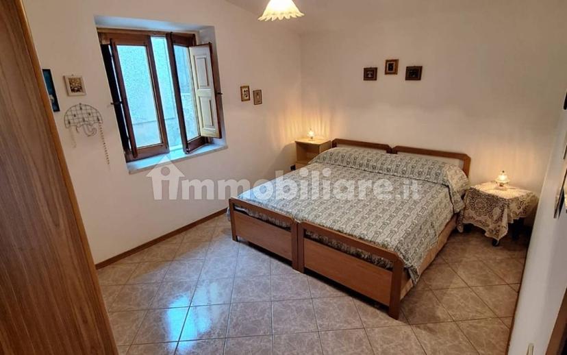 Trilocale via Nazionale 85, Geraci Siculo — foto 11 di 20