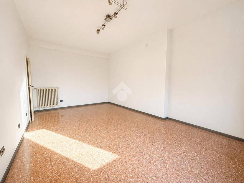 Quadrilocale via Lecco 70, Via Lecco - Via Bergamo, Monza — foto 11 di 16