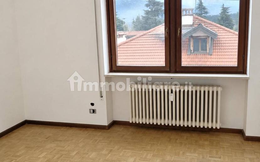 Trilocale via Giovanni De Min 6, Centro, Belluno — foto 4 di 6