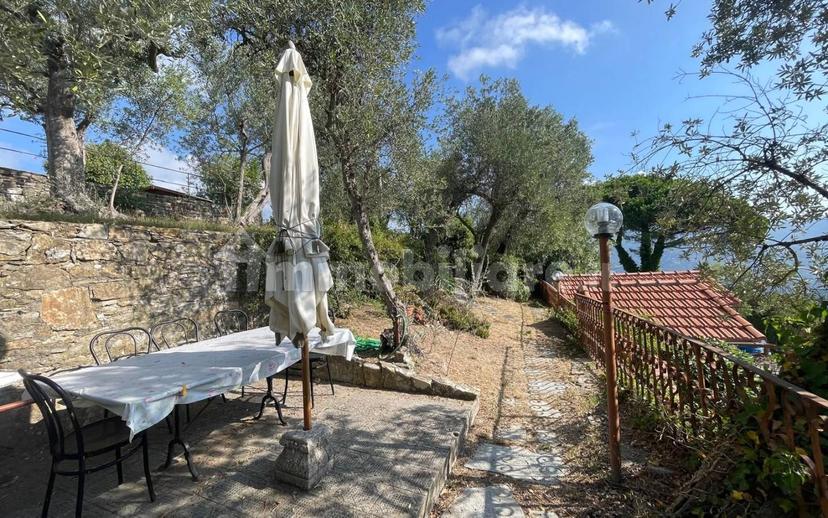 Quadrilocale via Aurelia 79, San Lorenzo Della Costa, Santa Margherita Ligure — foto 17 di 38
