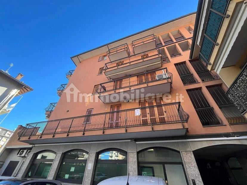 Trilocale via San Fermo della Battaglia 16, Centro, Seveso — foto 24 di 26