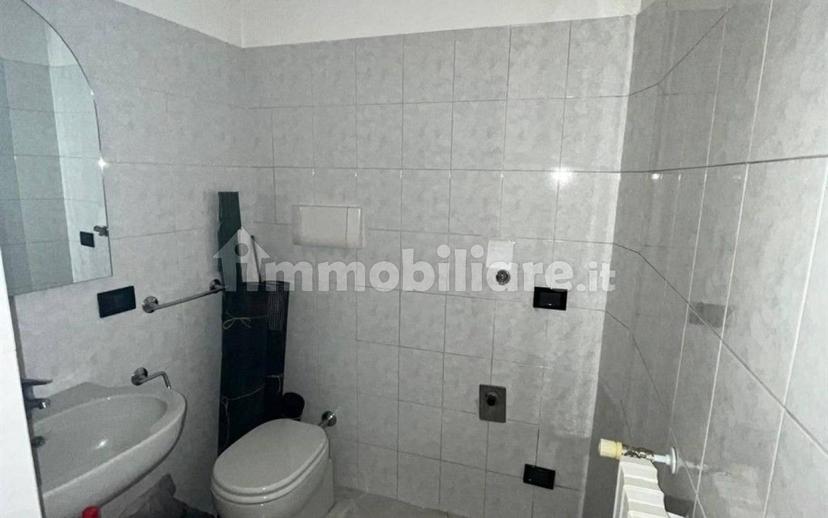 Trilocale via San Fermo della Battaglia 16, Centro, Seveso — foto 7 di 26