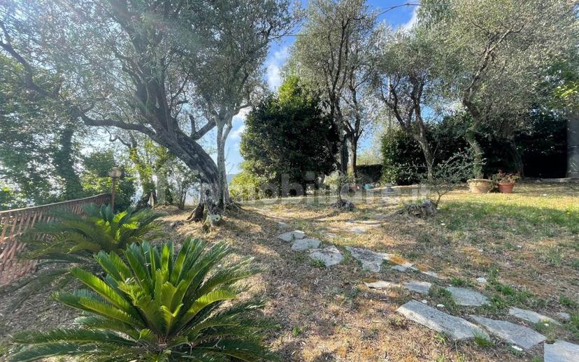 Quadrilocale via Aurelia 79, San Lorenzo Della Costa, Santa Margherita Ligure — foto 22 di 38