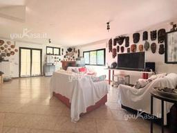Villa a schiera via per Casamassima 2, Acquaviva delle Fonti