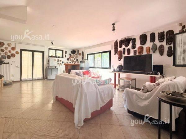 Villa a schiera via per Casamassima 2, Acquaviva delle Fonti