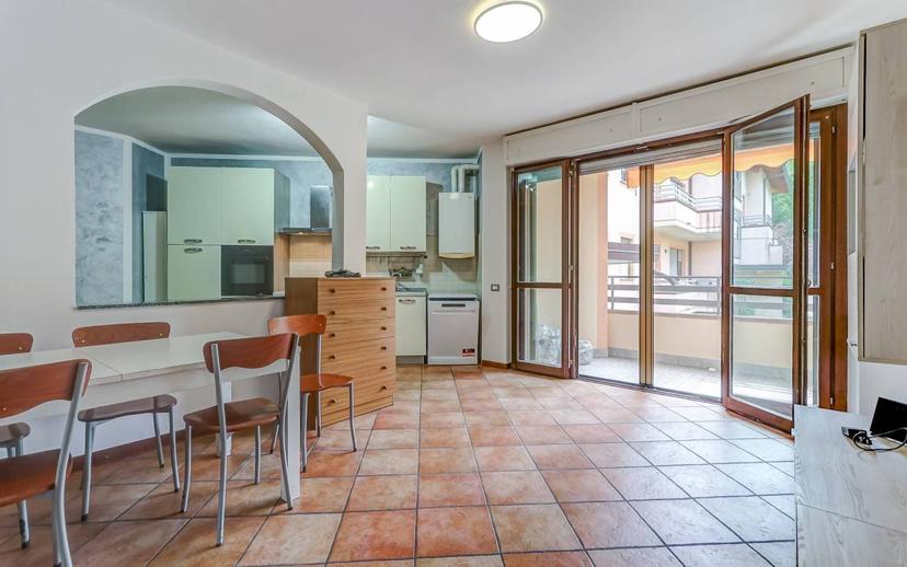 Trilocale via Scirlago 10, Centro, Cittiglio — foto 4 di 22
