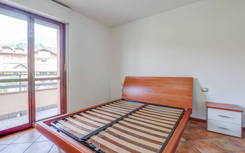 Trilocale via Scirlago 10, Centro, Cittiglio — foto 20 di 22