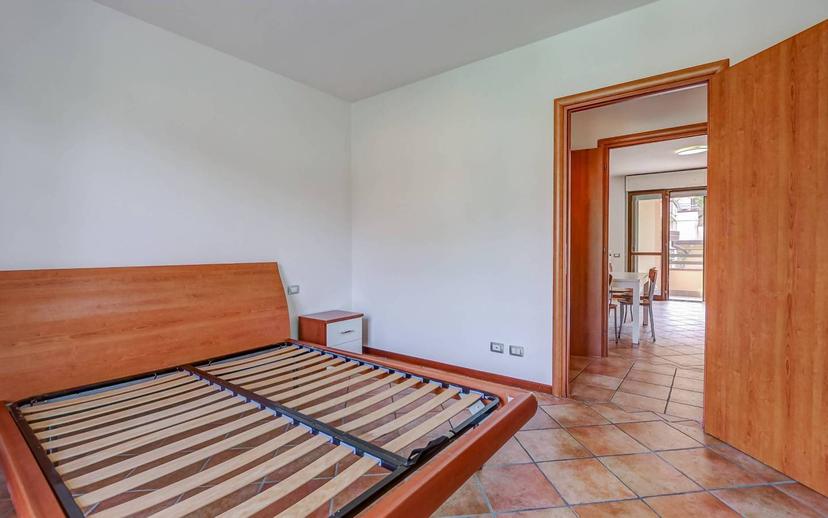 Trilocale via Scirlago 10, Centro, Cittiglio — foto 18 di 22