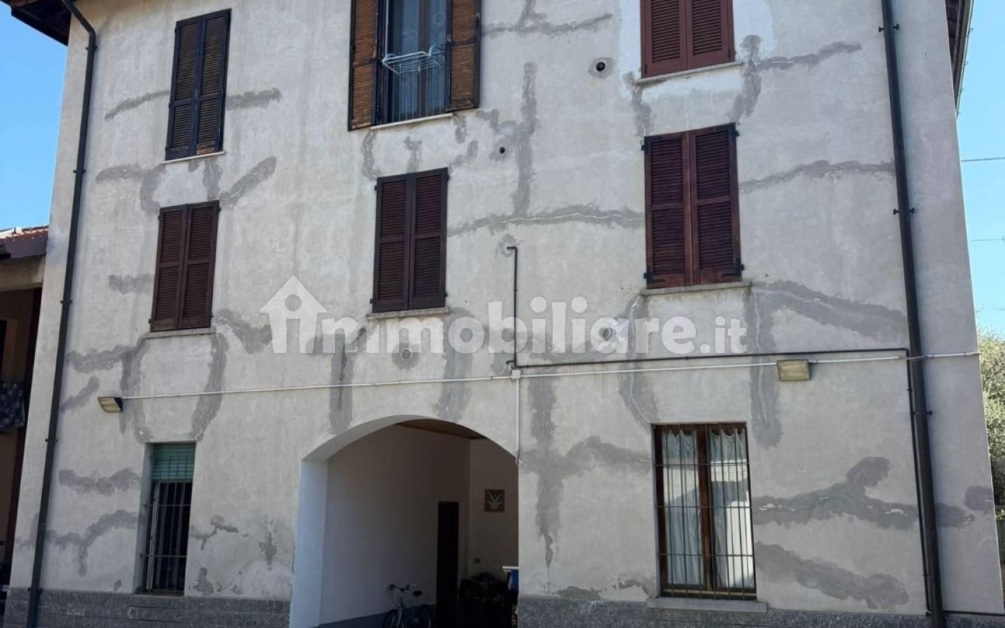 Trilocale buono stato, secondo piano, Centro, Fino Mornasco