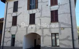 Trilocale buono stato, secondo piano, Centro, Fino Mornasco