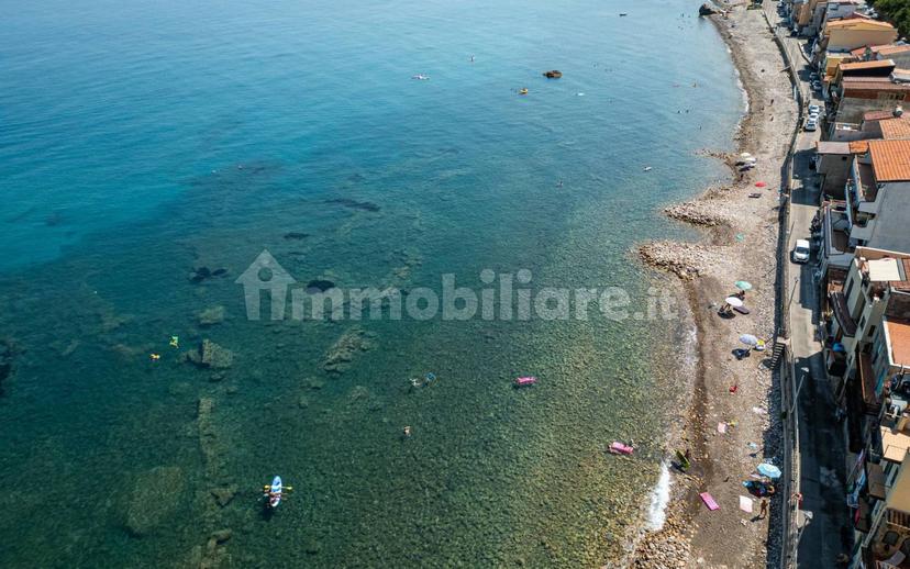 Villa unifamiliare via B. Brin 92, Caronia — foto 2 di 16