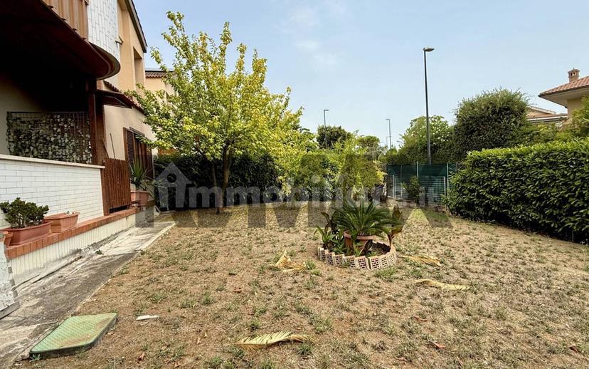 Villa a schiera 5 locali, buono stato, San Martino Bassa, Città Sant'Angelo — foto 11 di 28