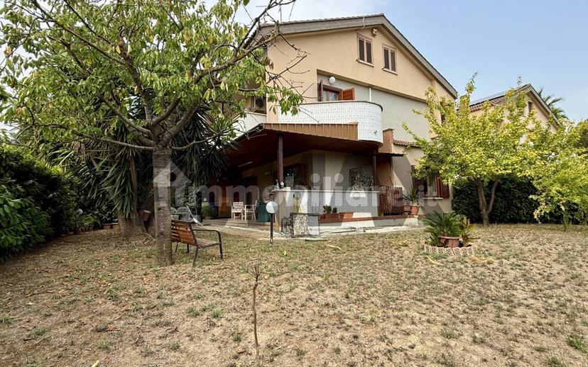 Villa a schiera 5 locali, buono stato, San Martino Bassa, Città Sant'Angelo — foto 4 di 28