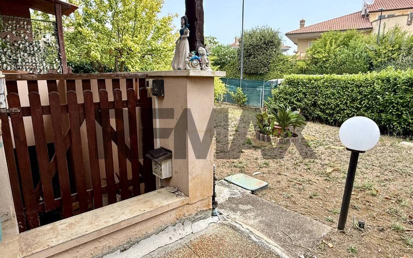 Villa a schiera 5 locali, buono stato, San Martino Bassa, Città Sant'Angelo — foto 9 di 28