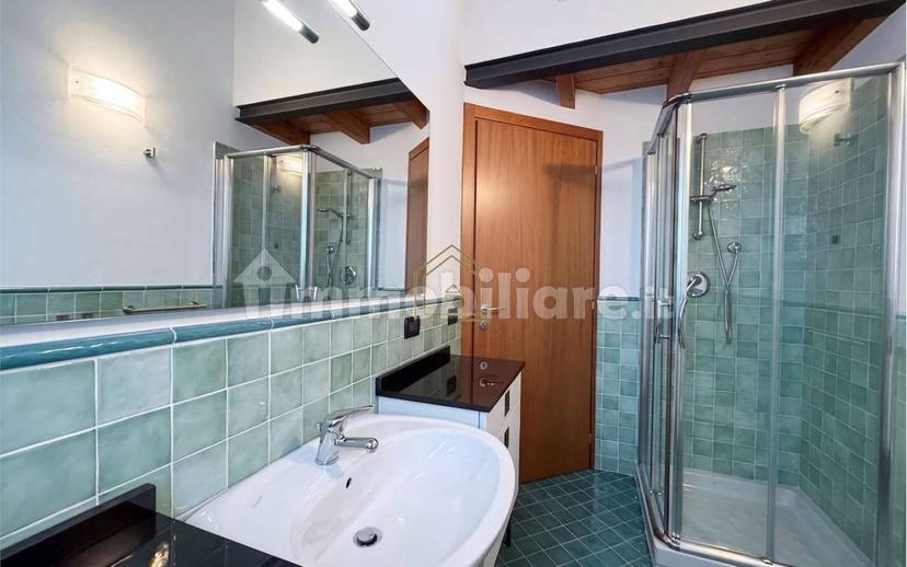 Villa bifamiliare via John Fitzgerald Kennedy, Solarolo, Manerba del Garda — foto 6 di 27