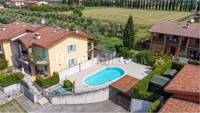 Villa bifamiliare via John Fitzgerald Kennedy, Solarolo, Manerba del Garda — foto 21 di 27