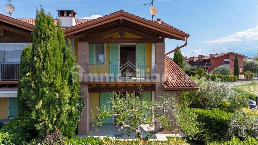 Villa bifamiliare via John Fitzgerald Kennedy, Solarolo, Manerba del Garda — foto 7 di 27