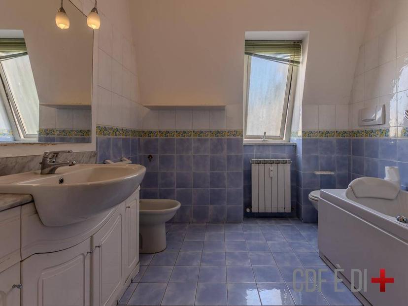 Quadrilocale viale Lionello Matteucci, Rieti — foto 22 di 24