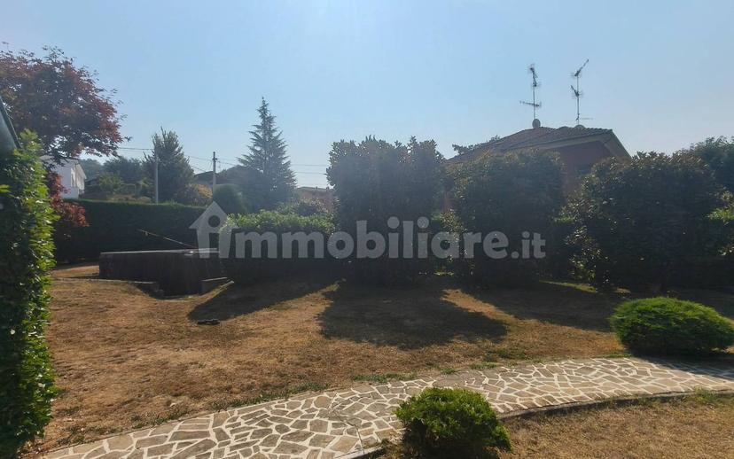 Villa unifamiliare via per Arona, Centro, Gozzano — foto 16 di 38