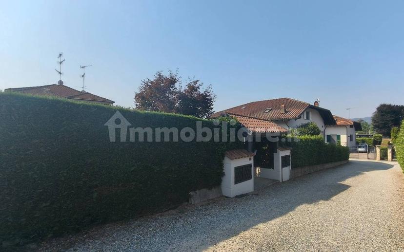 Villa unifamiliare via per Arona, Centro, Gozzano — foto 33 di 38
