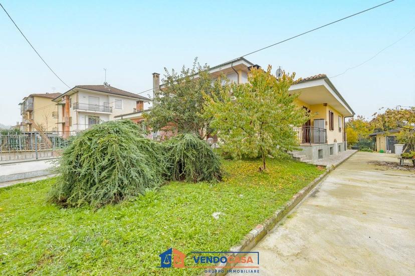 Villa unifamiliare via Andrea Piumatti, Sanfrè — foto 16 di 37
