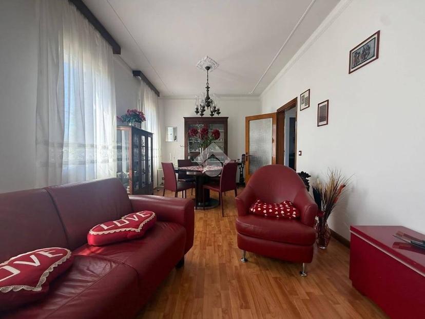 Villa bifamiliare via Giulio De Zuliani, Centro, Mogliano Veneto — foto 24 di 31